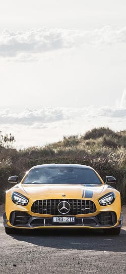 奔驰 AMG GT r pro 高清手机竖屏壁纸
