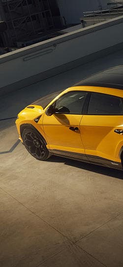 兰博基尼 Urus performante 高清手机竖屏壁纸