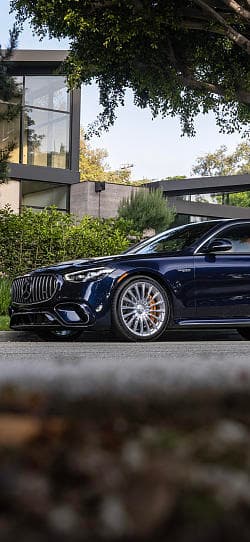 奔驰 AMG S 63_e_performance 高清手机竖屏壁纸
