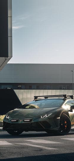 兰博基尼 Huracán sterrato all terrain ad personam 高清手机竖屏壁纸