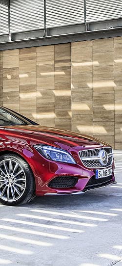 奔驰 CLS 500 4matic amg sports package 高清手机竖屏壁纸