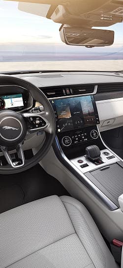 捷豹 XF p300_awd_r-dynamic 高清手机竖屏壁纸