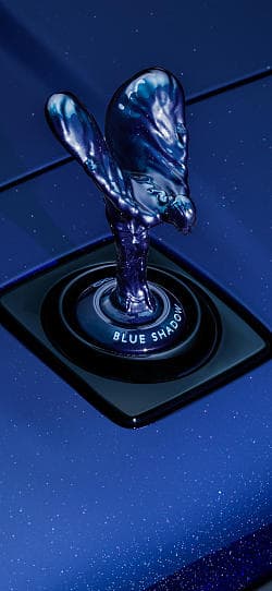 劳斯莱斯 库里南 black badge blue shadow 高清手机竖屏壁纸