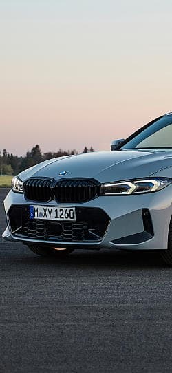 宝马 3系 330li m sport 高清手机竖屏壁纸