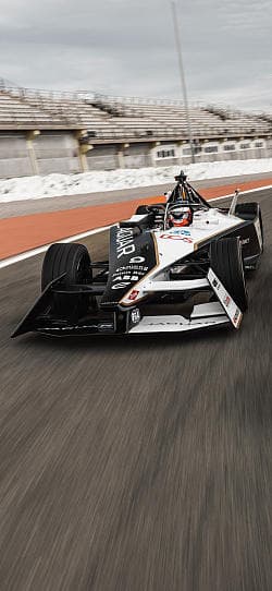 F1 捷豹 I-TYPE 6 高清手机竖屏壁纸