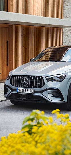 奔驰 GLE 53 hybrid 4matic coupe 高清手机竖屏壁纸