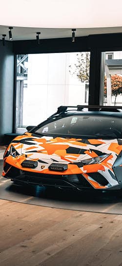 兰博基尼 Huracán sterrato all terrain ad personam 高清手机竖屏壁纸