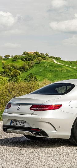 奔驰 AMG S 500 coupe 4matic amg sports package 高清手机竖屏壁纸