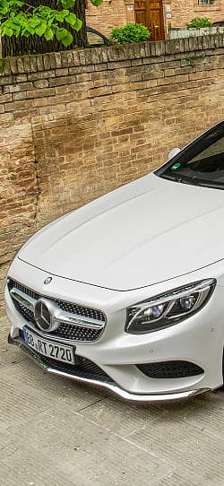 奔驰 AMG S 500 coupe 4matic amg sports package 高清手机竖屏壁纸