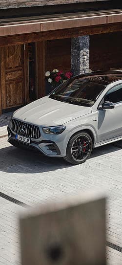 奔驰 GLE 53 hybrid 4matic coupe 高清手机竖屏壁纸