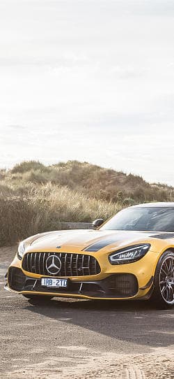 奔驰 AMG GT r pro 高清手机竖屏壁纸
