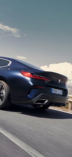 宝马 8系 m850i xdrive gran coupe 高清手机竖屏壁纸