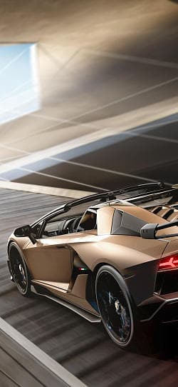 兰博基尼 Aventador SVJ ROADSTER 高清手机竖屏壁纸