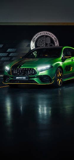 奔驰 AMG A 45 s 4matic final edition 高清手机竖屏壁纸