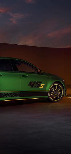 奔驰 AMG A 45 s 4matic final edition 高清手机竖屏壁纸