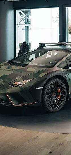 兰博基尼 Huracán sterrato all terrain ad personam 高清手机竖屏壁纸