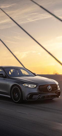 奔驰 AMG S 63_e_performance 高清手机竖屏壁纸