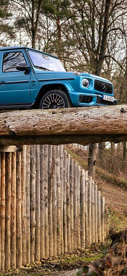 奔驰 AMG G 63 manufaktur 高清手机竖屏壁纸