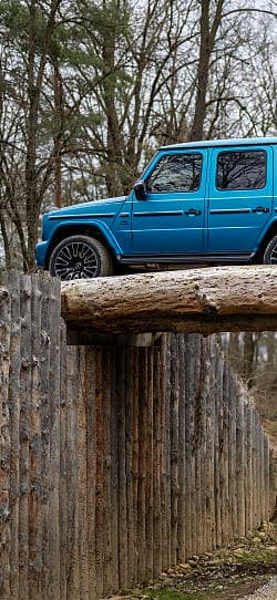 奔驰 AMG G 63 manufaktur 高清手机竖屏壁纸